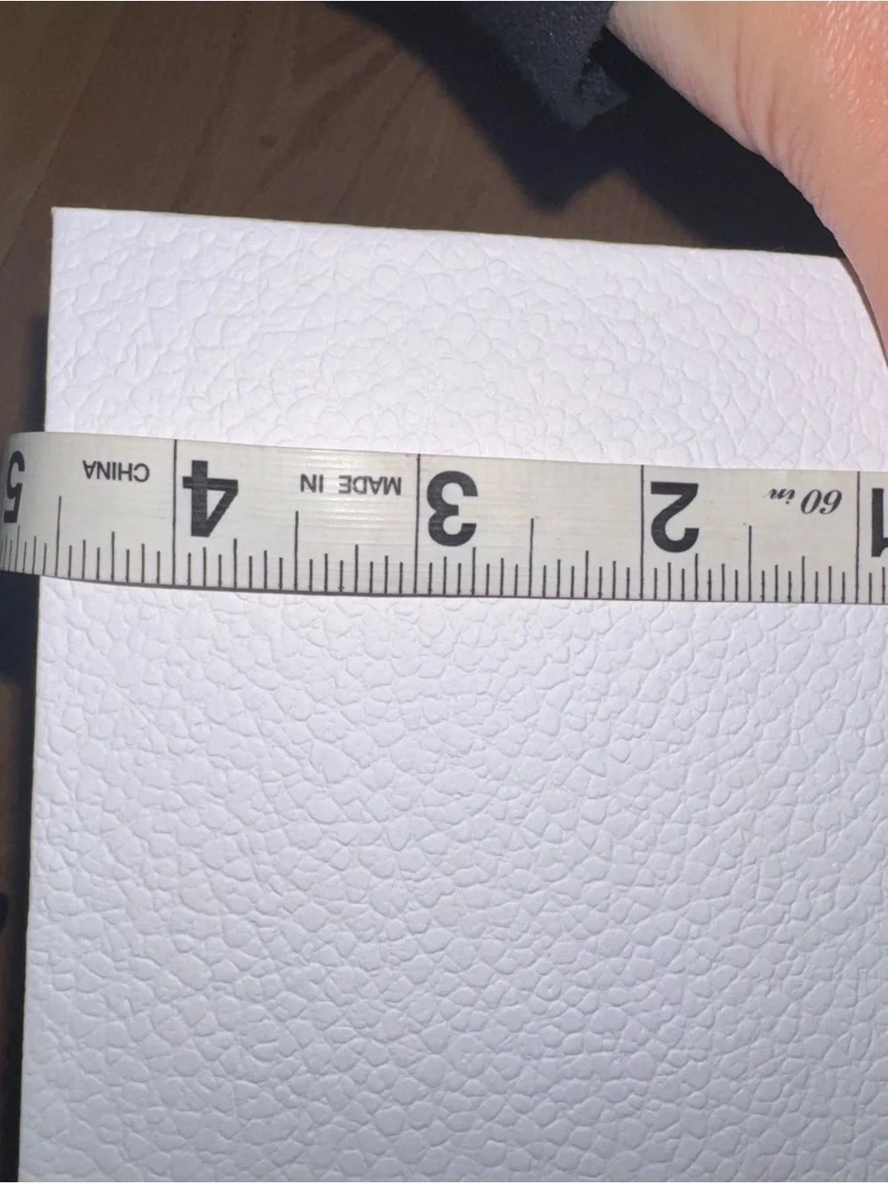 Dior White Box with Gold Lettering - Picture 7 of 7